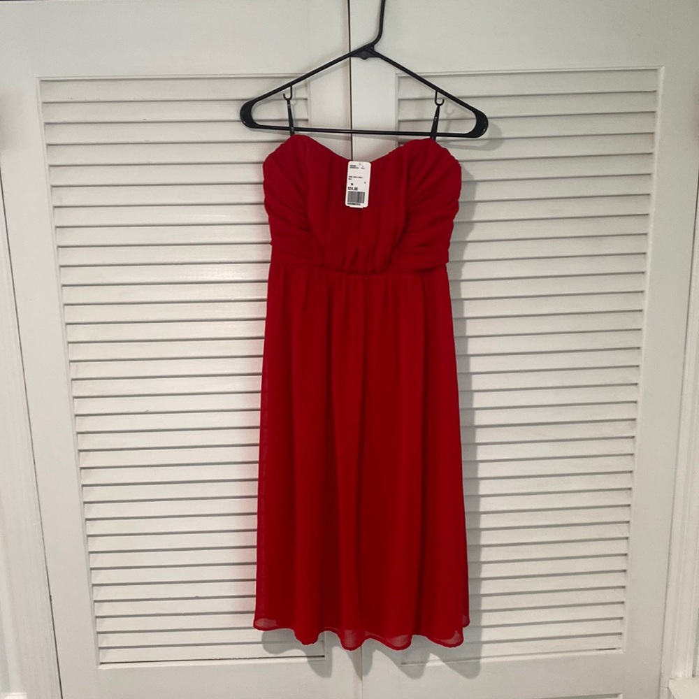 FOREVER TWENTY ONE XXI KNEE LENGTH RED DRESS